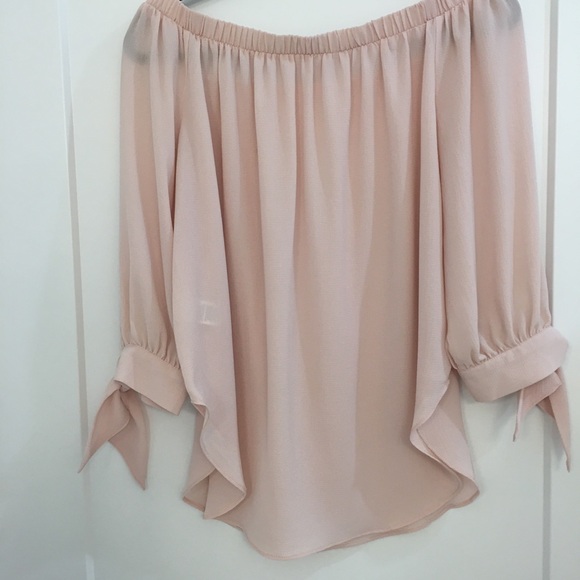 Blouse. Blush pink. Size M. - Picture 2 of 6